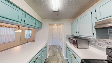 2806 Clear Shot Dr in Silver Spring, MD - Building Photo - Building Photo