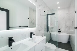 930 N 2nd St in Philadelphia, PA - Building Photo