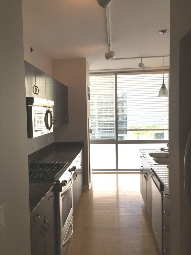 property at 8 E Randolph St