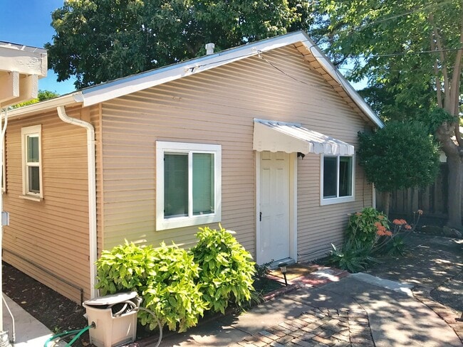 property at 1364 Fremont St