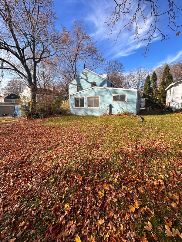 5580 Arrowwood St in Greendale, WI - Building Photo - Building Photo