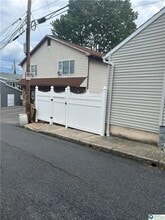 57 E Raspberry St in Bethlehem, PA - Building Photo - Building Photo