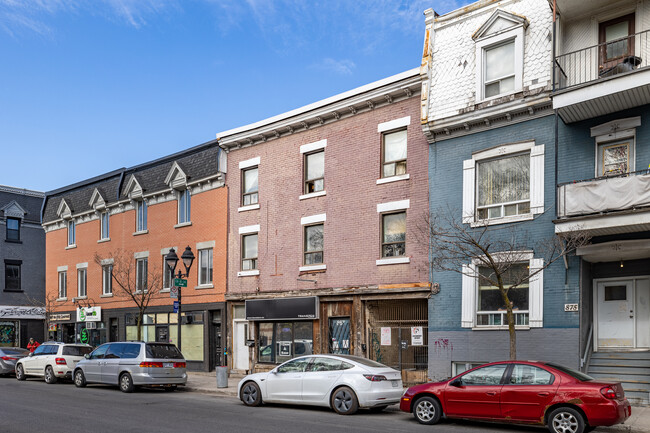 865 Ontario Rue E