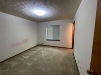 358 Bradley Woods Ct NW photo'