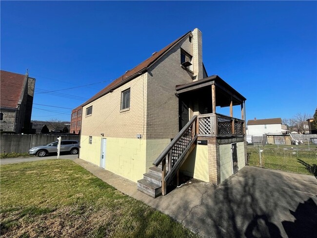 property at 528 Cypress Alley