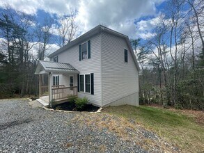 350 Pinewood Cir in Fleetwood, NC - Building Photo - Building Photo