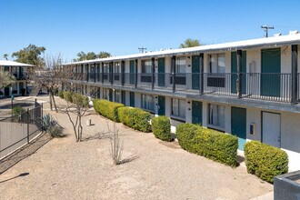 The Axis - Tucson Apartments in Tucson, AZ - Building Photo - Building Photo