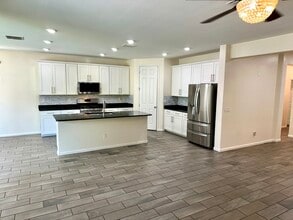 1098 E Regent Dr in Gilbert, AZ - Building Photo - Building Photo