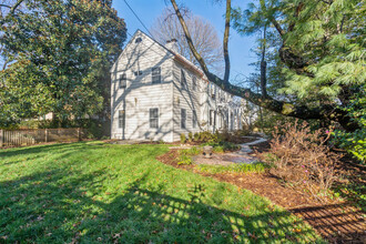 7400 Connecticut Ave in Chevy Chase, MD - Building Photo - Building Photo