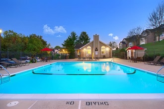 Patterson Place Apartments in St. Louis, MO - Foto de edificio - Building Photo