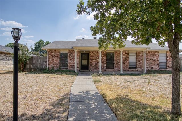 1708 Stockton Trail in Plano, TX - Foto de edificio - Building Photo