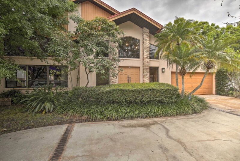 10830 Oakdale Terrace in Seminole, FL - Foto de edificio