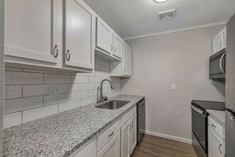 4304 Batavia Meadows Dr in Batavia, OH - Building Photo - Building Photo