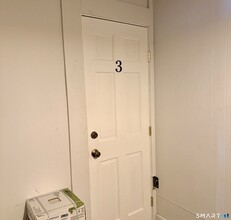 7 Washington Rd in Woodbury, CT - Building Photo - Building Photo