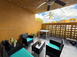 1 Fontainebleau Blvd in Miami, FL - Building Photo - Building Photo