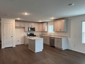 16113 Isles Dr in Haslet, TX - Building Photo - Building Photo