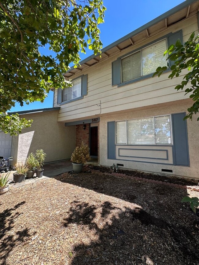 property at 567 E Wigeon Way