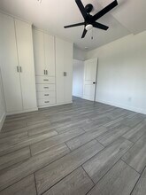 1121 La Puerta St in Los Angeles, CA - Building Photo - Building Photo