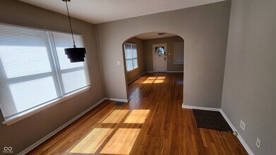 5171 Evanston Ave in Indianapolis, IN - Building Photo - Building Photo
