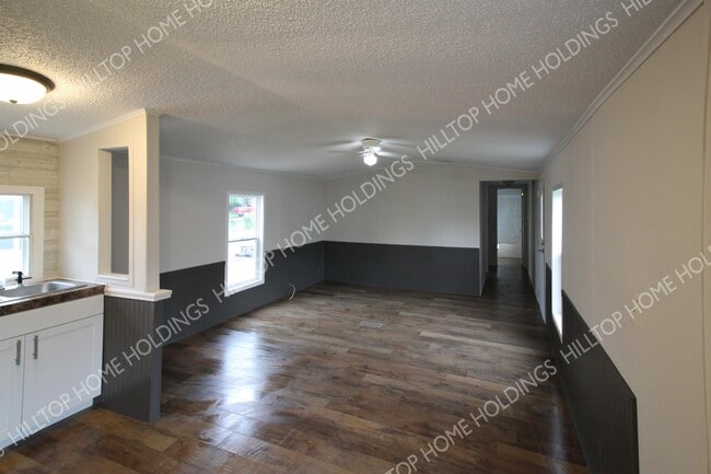 33 Hilltop Rd in Eldon, MO - Building Photo - Building Photo