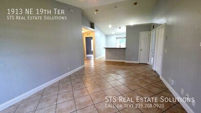 1913 NE 19th Terrace in Cape Coral, FL - Building Photo - Building Photo