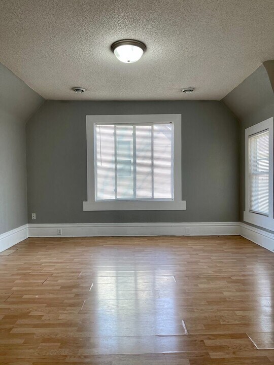 973 Geranium Ave E in St. Paul, MN - Building Photo