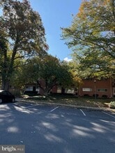 4251 Americana Dr in Annandale, VA - Building Photo - Building Photo