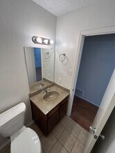 3006 W Sycamore Cir in Euless, TX - Building Photo - Building Photo