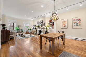 31 Upton St, Unit 3PH in Boston, MA - Building Photo - Building Photo