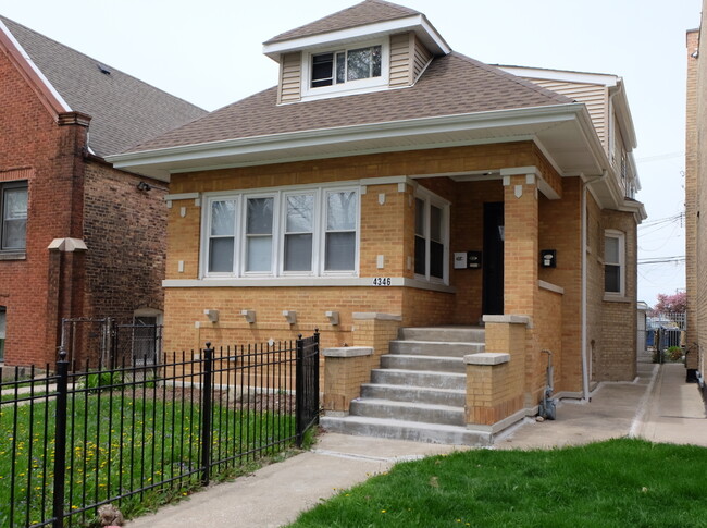 4346 W Parker Ave in Chicago, IL - Building Photo - Building Photo