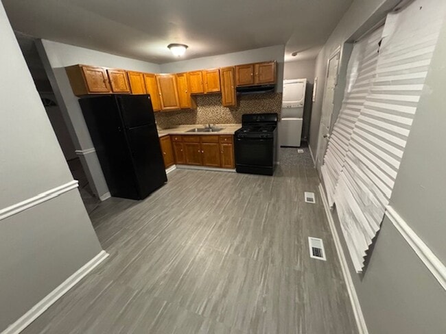 631 Andover St in Chicago Heights, IL - Building Photo - Building Photo