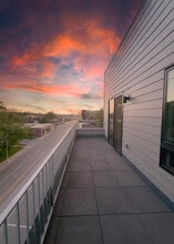 Leavenworth Lofts in Omaha, NE - Foto de edificio - Building Photo