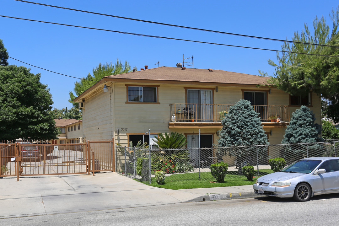 3517 Gilman Rd in El Monte, CA - Building Photo