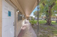 13390 NE 6th Ave in North Miami, FL - Building Photo - Building Photo