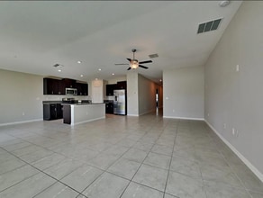 11275 Riley Pines Cir in Gibsonton, FL - Building Photo - Building Photo