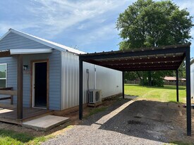 307 Hunter St in Arp, TX - Building Photo
