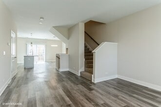 10615 Alice Mae Ct in Orland Park, IL - Building Photo - Building Photo
