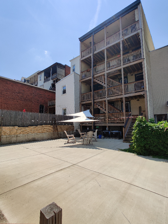 3024 Pulawski Wy in Pittsburgh, PA - Building Photo