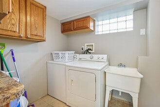 7002 W Farragut Ave, Unit SI ID1285019P in Chicago, IL - Foto de edificio - Building Photo