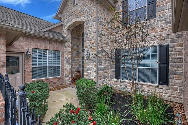 9422 Cheslyn Ct in Tomball, TX - Building Photo - Building Photo