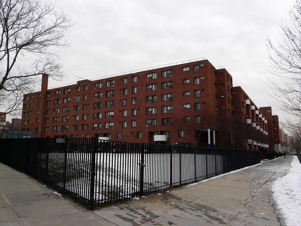 Maria Lopez Plaza in Bronx, NY - Building Photo