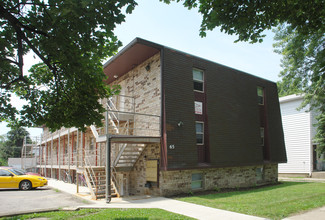 Flats at 65 in Columbus, OH - Building Photo - Building Photo