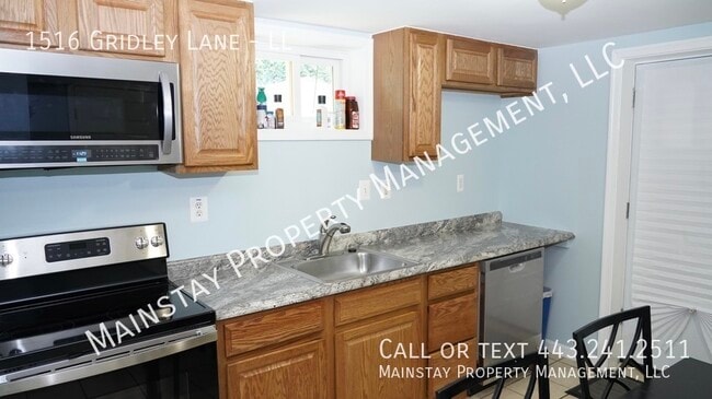 property at 1516 Gridley Ln