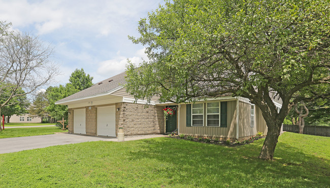 Sedgwick Pines in West Carthage, NY - Building Photo - Building Photo