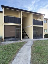942 N Lake Destiny Rd in Altamonte Springs, FL - Building Photo