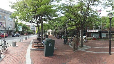 402 Highland Ave, Unit 1 in Somerville, MA - Building Photo - Building Photo