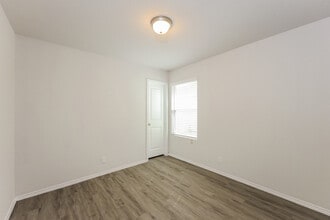 9326 Somers Bend in San Antonio, TX - Building Photo - Building Photo