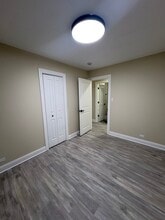 106 W 155th St in Harvey, IL - Building Photo - Building Photo