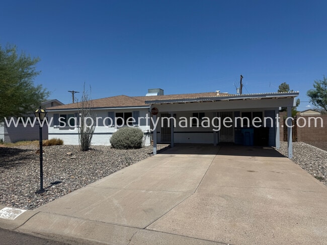 property at 2202 W Palmaire Ave