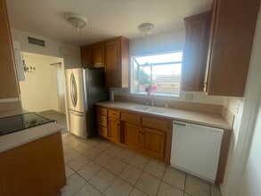 41740 50th St W in Quartz Hill, CA - Building Photo - Building Photo